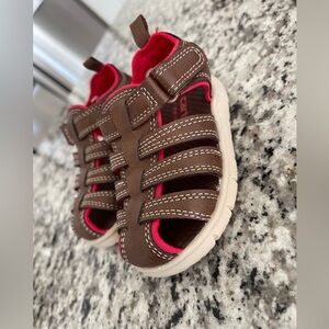 Brown toddler Sandals with red Accents